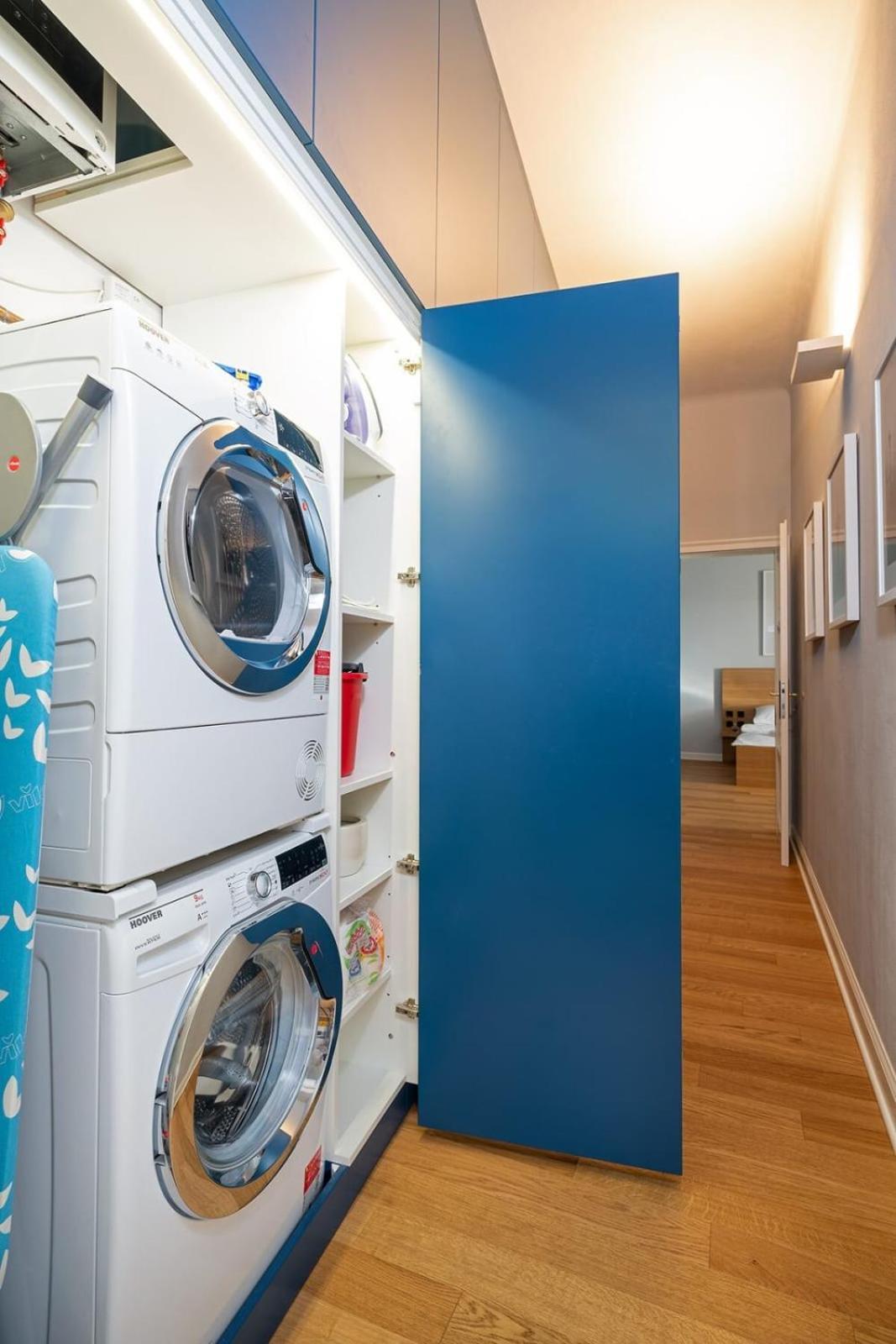 Quiet City Center Apartment In Hip & Foodie Area Прага Екстериор снимка